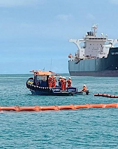 Coleta marítima de resíduos sólidos